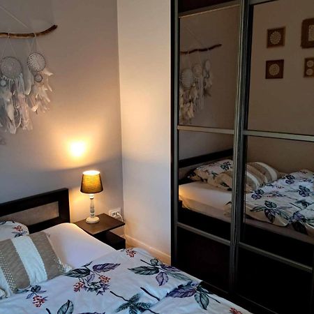 Apartament Julia 1-4 Os Parter Balkon Garaz Westerplatte Kielce Bagian luar foto