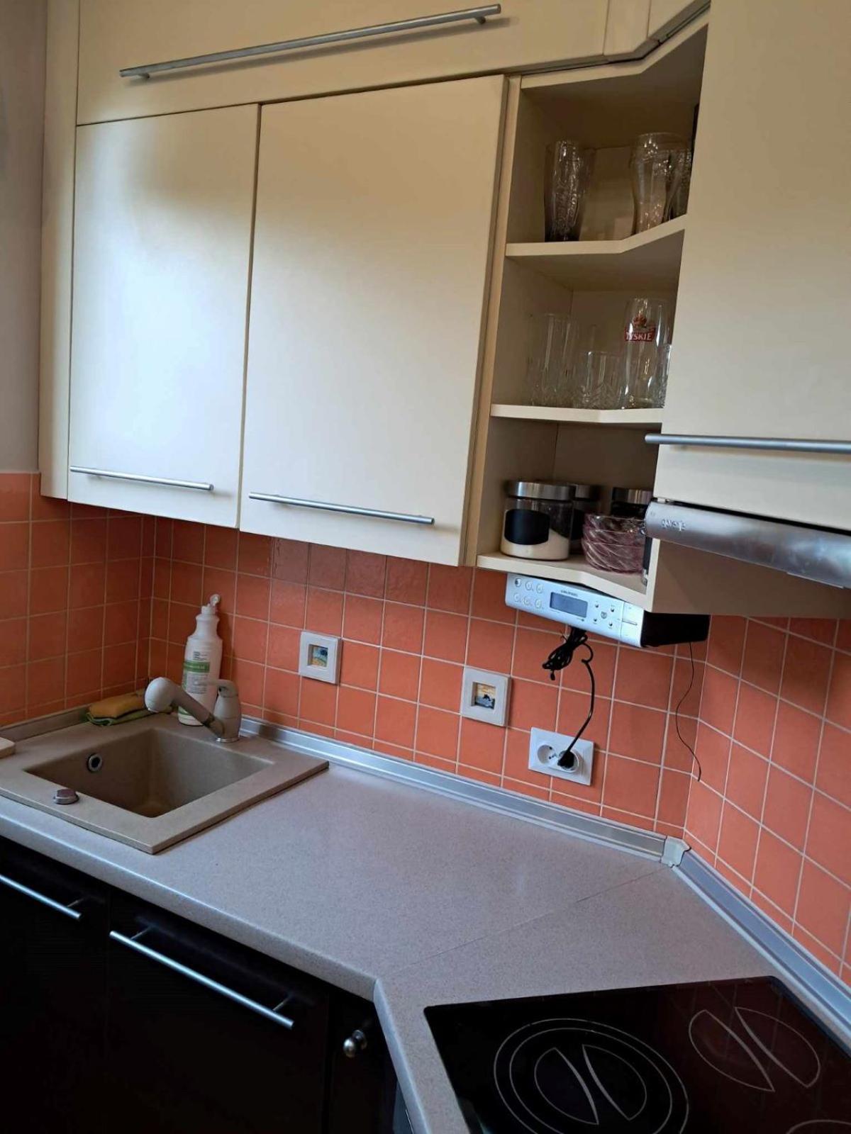 Apartament Julia 1-4 Os Parter Balkon Garaz Westerplatte Kielce Bagian luar foto