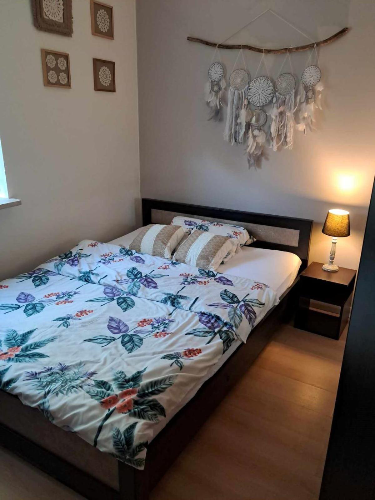 Apartament Julia 1-4 Os Parter Balkon Garaz Westerplatte Kielce Bagian luar foto